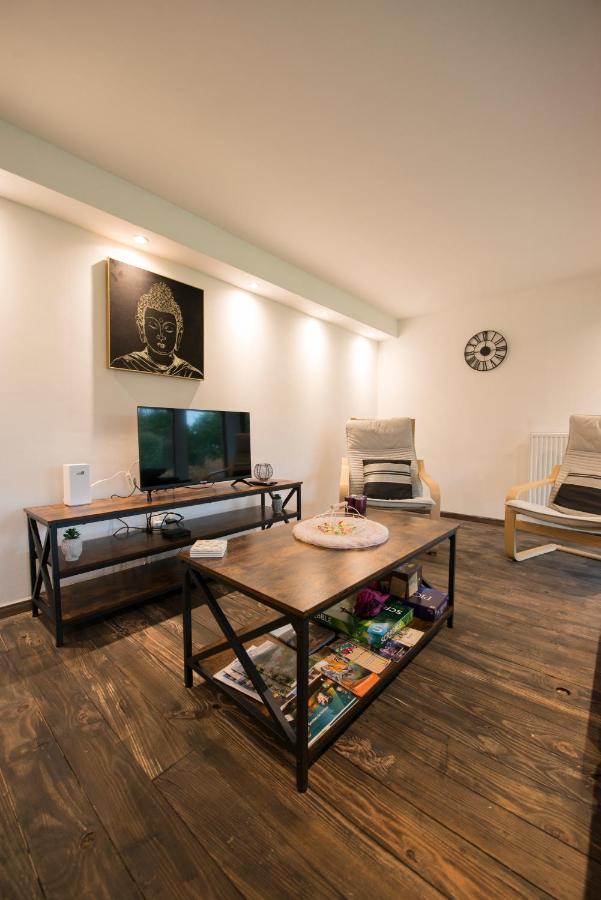Hastiere-par-dela Le Chalet Naturzen מראה חיצוני תמונה