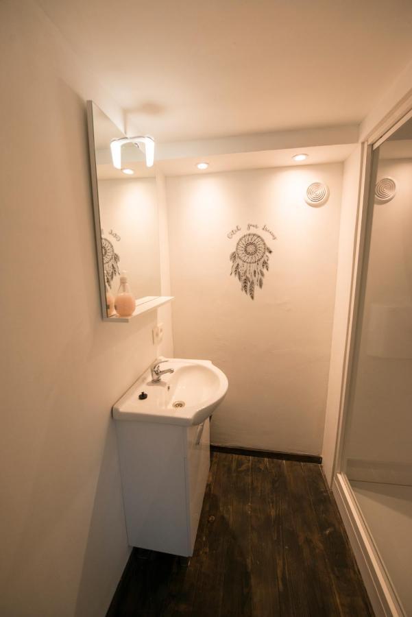 Hastiere-par-dela Le Chalet Naturzen מראה חיצוני תמונה